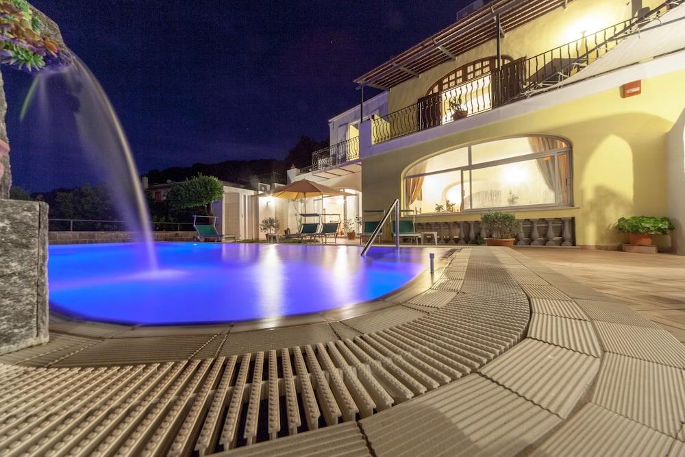 Hotel Ape Regina Casamicciola Terme Eksteriør bilde