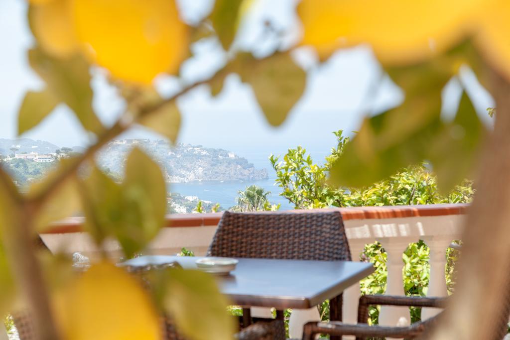 Hotel Ape Regina Casamicciola Terme Eksteriør bilde